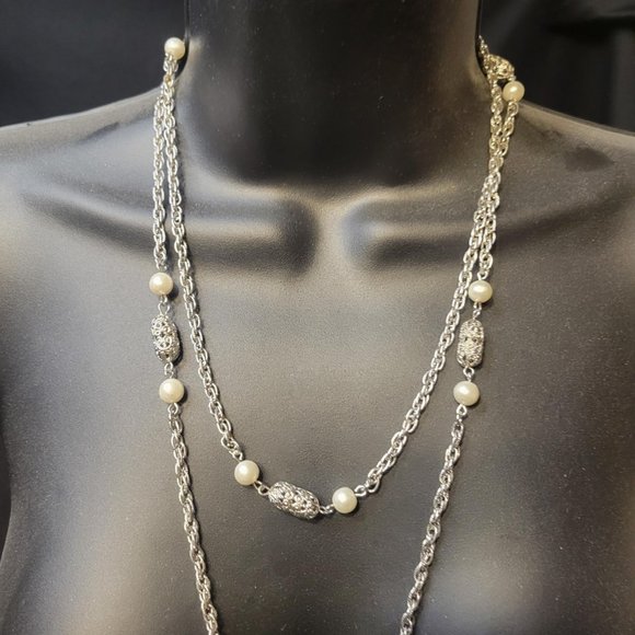 Vintage Faux Pearl Necklace 50" Sarah Coventry Chain Silver Tone Ornate Barrels - Picture 2 of 5